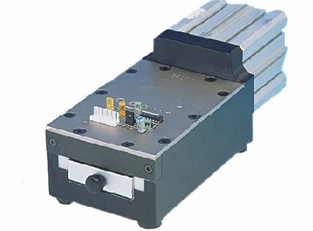 Olamef TP/LN-500/1  Radial Compon. and Cutter plate 52x43mm